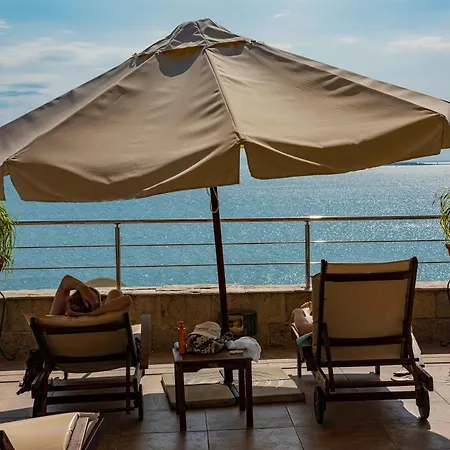 Apartment Comfortable With Sea View In Dolce 2 By Menada
